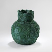 <a href="https://www.galeriegosserez.com/artistes/l-c-lab.html"> L&C Lab</a> - Biomater - Green Vase